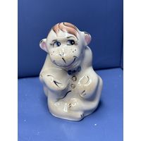 Статуэтка фарфоровая обезьяна СССР