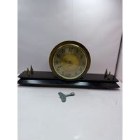 Часы весна ,каминные ,настольные ,на ходу