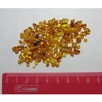 Янтарь. Мелкая россыпь янтаря. Без дырочек (не порванные бусы)...