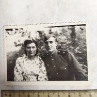 Фотография. История СССР в лицах. В саду по пьянке. 1951 год.