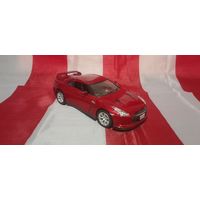 Машинка (модель) Kinsmart 1:36  Nissan GT-R (R35)