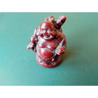 Фигурка нэцкэ.