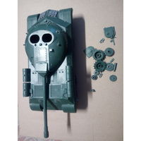 Модель танка ИС-3 1:30 некомплектная.