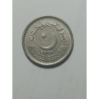 Пакистан 5 рупий 2003 года .