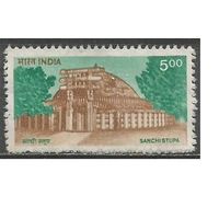 Индия. Индуистский храм. 1994г. Mi#1423.