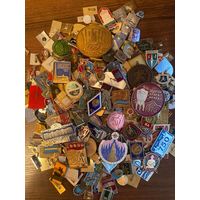400+ значков одним лотом: 100+ спортивных, есть тяжёлые, без повторений. Старт с 1 рубля