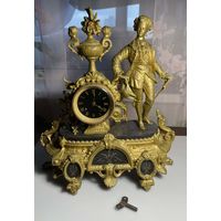 Каминные часы с боем