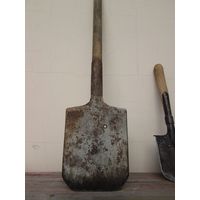 Лопата времен 1940-х,очень , крепкая сталь