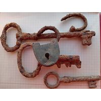 Ключи, замок, сборный лот