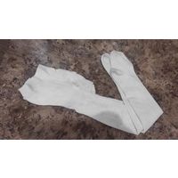 Колготы светлые с люриксом Gloria Jeans на 110-116 рост. Пару раз б/у, хорошее состояние.