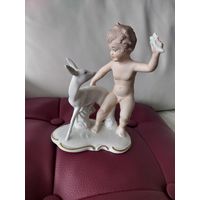 Фигурка фарфоровая Валендорф