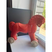 Игрушка СССР Лошадка каталка пластмасса