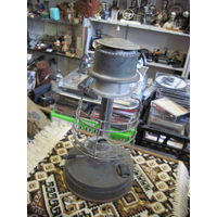 Лампа керосиновая.