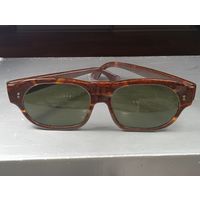 Винтажные  очки 60-х годов  в роговой оправе СССР .Предсезонная распродажа Винтажных солнцезащитных очков с рубля !