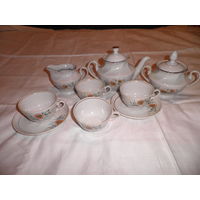 Сервиз чайный Ромашка Рига времён СССР.