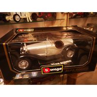 Модель 1:18  Alfa Romeo Spider Turing 1933