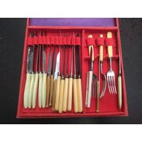 Столовый набор . Аукцион с рубля!