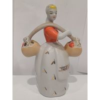 Все лоты с 1р.Девушка с ведрами