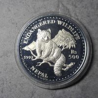 500 рупий, Непал 1992. "Вымирающие виды". Красная панда. Серебро