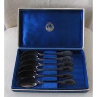 Все лоты с рубля.Набор чайных ложек в оригинальной коробке ГУМ,мельхиор,СССР