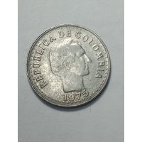 Колумбия 10 сентаво 1975 года .