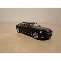 MiniGT #436 1/64 BMW 750Li