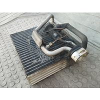 Радиатор кондиционера Mitsubishi Carisma