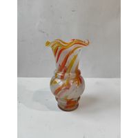 Ваза цветное стекло.