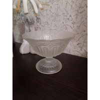 Конфетница креманка