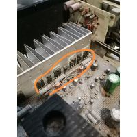 Интегральный усилитель YAMAHA AX-700.80 е годы