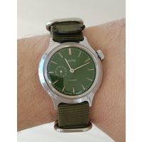Часы Восток. 2403. На ходу. Редкие.