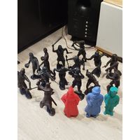 Большие пластиковые игрушки ссср,17 шт с рубля