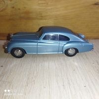 Bentley "R"Type Continental.1955.DINKY.1/43.