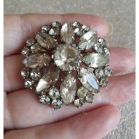 Винтажная брошь