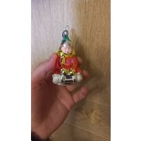 Игрушка елочная СССР мальчик на саласках