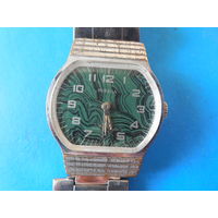 Часы Победа