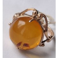 Золотое кольцо с натуральным янтарём, золото 583 проба , 1977, СССР