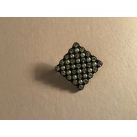 Брошь Ромб стразы и жемчуг Англия винтаж