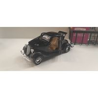 Модель 1:24 Motormax 1934 Ford Coupe