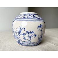 Ваза фарфор Китай винтаж ручная роспись 8х9см