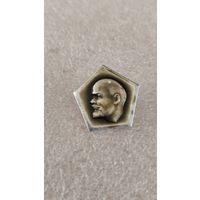 Значек знак Ленин,200 лотов с 1 рубля!!!