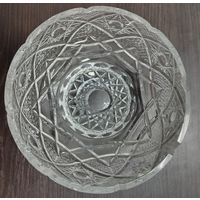 Винтажный хрустальный салатник .