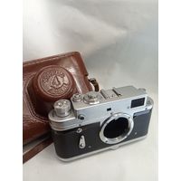 Зоркий 4
