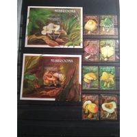 Доминика. 1994 г. Грибы.