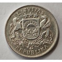 1926 год 2 лата серебро