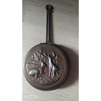 Медная сковорода