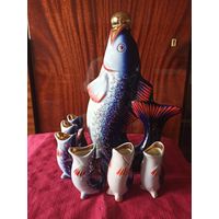 Ликерный (коньячный) набор РЫБКИ на 6 персон. Фарфор СССР (синий).
