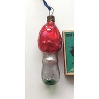 Ёлочная игрушка. Мухомор. В-54.