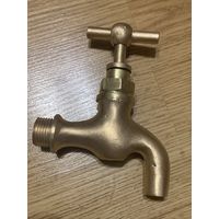 Старинный медный кран