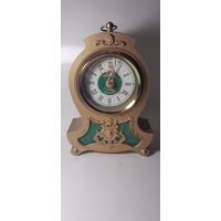 Часы "Янтарь",  кварц, настольные, каминные
